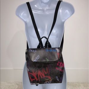 SOLD OUT STYLE DKNY New York Backpack